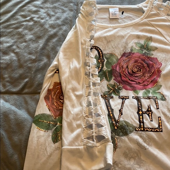 3/4 sleeve tshirt - Picture 2 of 4